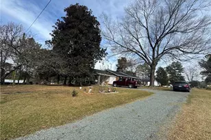 1411 Deep River Rd, Sanford, NC 27330 - Photo 16