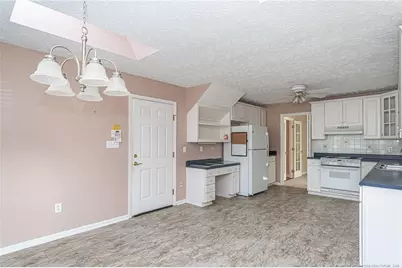 2927 Rosecroft Drive, Fayetteville, NC 28304 - Photo 16