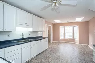 2927 Rosecroft Dr, Fayetteville, NC 28304 - Photo 10