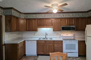 595 Sheringham Dr, Fayetteville, NC 28311 - Photo 8