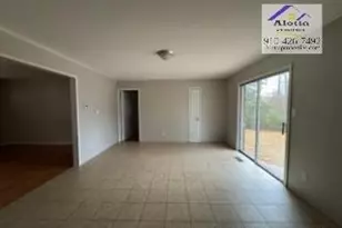 271 Brewster Dr, Fayetteville, NC 28303 - Photo 4