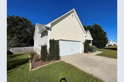 479 Copper Creek Drive, Raeford, NC 28376 - Photo 8