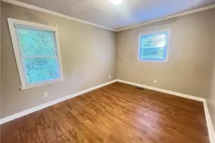 1025 N Hill Rd, Fayetteville, NC 28303 - Photo 8