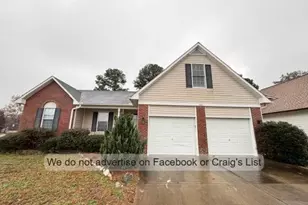 1405 Middlesbrough Dr, Fayetteville, NC 28306 - Photo 1