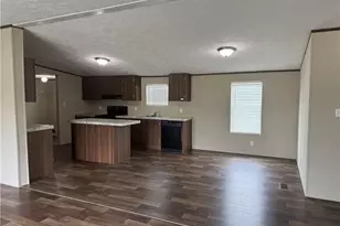 1109 Henry Hammond Rd, Lumberton, NC 28360 - Photo 14