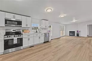 6017 Paddy Hollow Ct, Fayetteville, NC 28312 - Photo 14