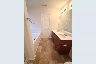 70 Hallow Oak Street, Spring Lake, NC 28390 - Photo 10