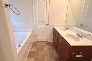 70 Hallow Oak St, Spring Lake, NC 28390 - Photo 10