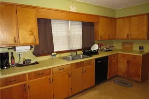 10097 Nc Hwy 41 S, Fairmont, NC 28340 - Photo 6