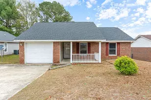 1635 Winnabow Dr, Fayetteville, NC 28304 - Photo 1