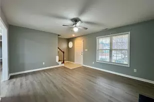 311 Ranier Dr, Raeford, NC 28376 - Photo 4