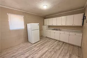 425 Squirrel St, Fayetteville, NC 28303 - Photo 4