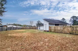 6594 Honeysuckle Dr, Fayetteville, NC 28304 - Photo 30