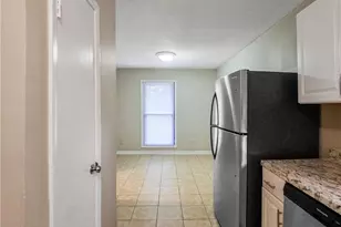 6594 Honeysuckle Dr, Fayetteville, NC 28304 - Photo 8