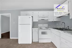 6561 Stillwater Dr, Fayetteville, NC 28304 - Photo 10