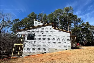 1106 N Glenwood Trail, Southern Pines, NC 28387 - Photo 2