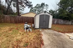 5508 Lawnwood Dr, Fayetteville, NC 28304 - Photo 6