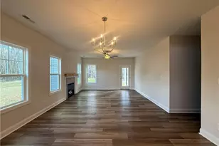 3810 Hatteras Dr, Fayetteville, NC 28312 - Photo 8