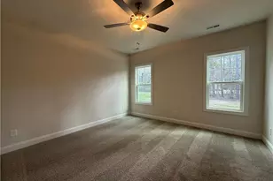 3810 Hatteras Dr, Fayetteville, NC 28312 - Photo 12