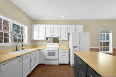 89 Willoughby Drive, Saint Pauls, NC 28384 - Photo 12