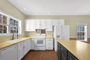 89 Willoughby Dr, Saint Pauls, NC 28384 - Photo 12