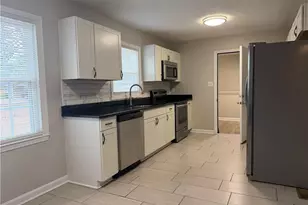 709 Bluestone Ln, Fayetteville, NC 28311 - Photo 8