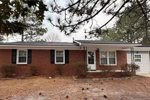 709 Bluestone Ln, Fayetteville, NC 28311 - Photo 2