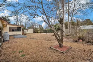 6863 Beaverstone Dr, Fayetteville, NC 28314 - Photo 36