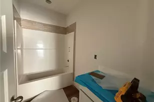 947 Rhum Dr, Fayetteville, NC 28311 - Photo 8