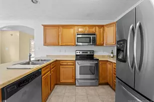 250 Maplewood Dr, Sanford, NC 27332 - Photo 10