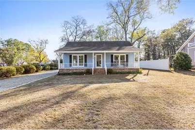 312 E Donaldson Avenue, Raeford, NC 28376 - Photo 1
