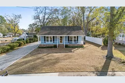 312 E Donaldson Avenue, Raeford, NC 28376 - Photo 2