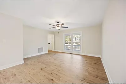 312 E Donaldson Avenue, Raeford, NC 28376 - Photo 10