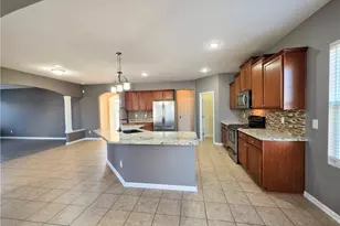 825 Running Horse Ln, Hope Mills, NC 28348 - Photo 12