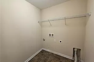 825 Running Horse Ln, Hope Mills, NC 28348 - Photo 14