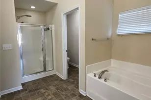 825 Running Horse Ln, Hope Mills, NC 28348 - Photo 20