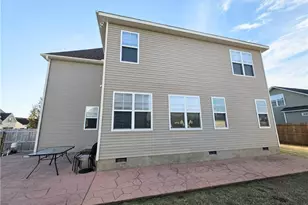 825 Running Horse Ln, Hope Mills, NC 28348 - Photo 32