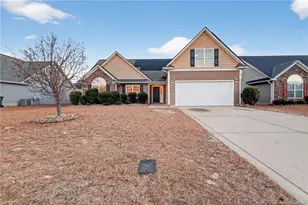 2635 Green Heron Dr, Fayetteville, NC 28306 - Photo 1