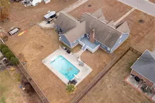 4225 Manchester Ln, Lumberton, NC 28360 - Photo 40