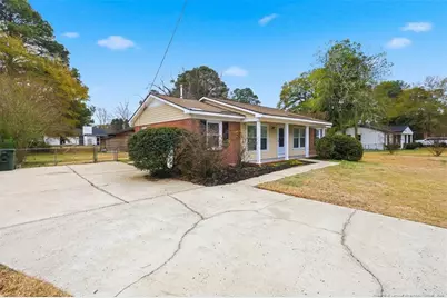 1109 Strickland Bridge Road, Fayetteville, NC 28304 - Photo 16