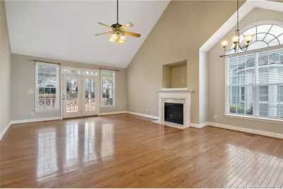 147 Lamplighter Way, Spring Lake, NC 28390 - Photo 4