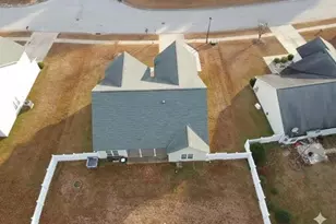 865 Fairfield Cir, Raeford, NC 28376 - Photo 36