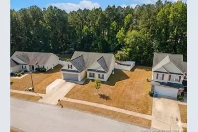 865 Fairfield Circle, Raeford, NC 28376 - Photo 4