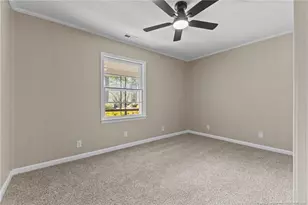 421 Early St, Fayetteville, NC 28311 - Photo 14