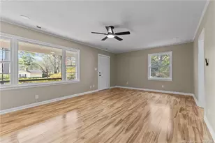 421 Early St, Fayetteville, NC 28311 - Photo 4