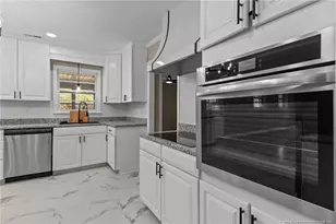 421 Early St, Fayetteville, NC 28311 - Photo 10