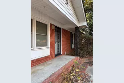 422 Lansdowne Road, Fayetteville, NC 28314 - Photo 2