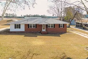 573 Langston Rd, Newton Grove, NC 28366 - Photo 2