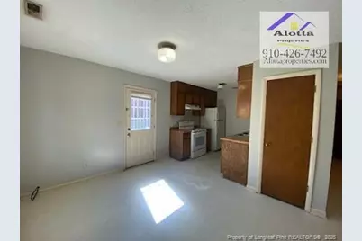 1966 Glenwick Drive, Fayetteville, NC 28304 - Photo 4