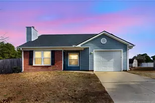 5856 Corner Oaks Dr, Hope Mills, NC 28348 - Photo 2